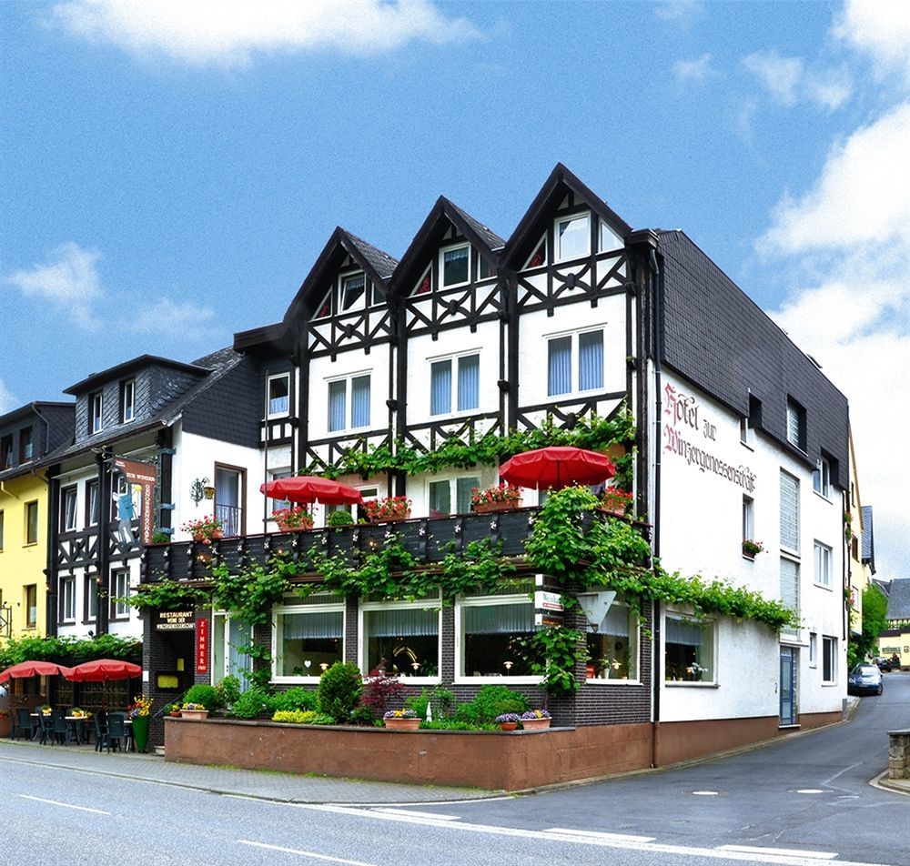 Hotel Zur Winzergenossenschaft Ernst Dış mekan fotoğraf